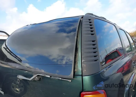 2003 Chevrolet Tahoe Lt from USA, damaged, VIN 1GNEK13Z73R301520